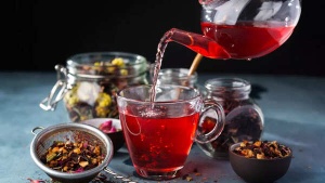 Ancient Wisdom: 5 Herbal Teas for Soothing Menstrual Cramps